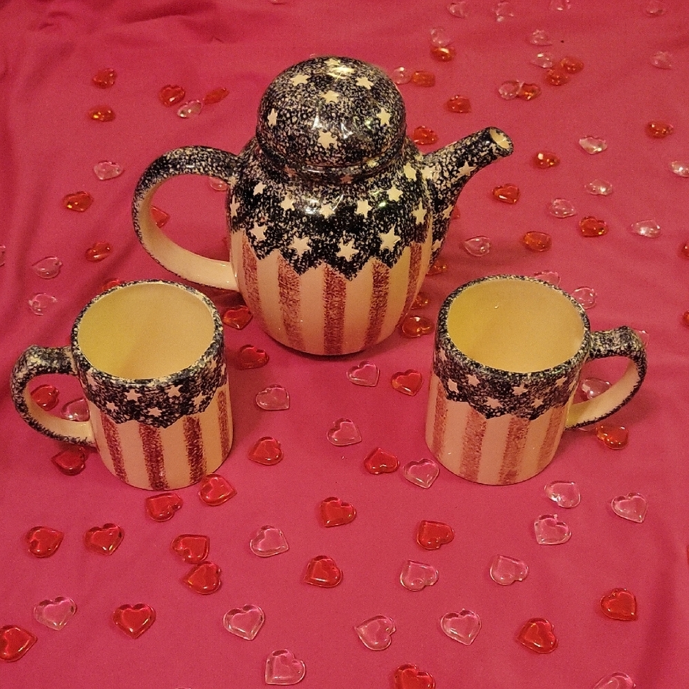 Patriotic Teapot and Mug Set